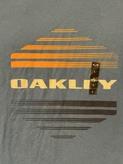 Oakley Vault Exclusive Blue Cotton Regular Fit Graphic Logo Tee Men’s L