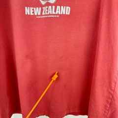 Wild Kiwi Tshirt Men Large Red New Zealand 100% Cotton Short Sleeve Pullover Tee