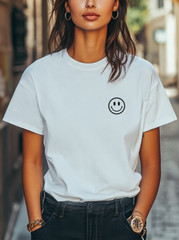 Minimalist Smiley Face Logo T-Shirt Unisex T-Shirt Streetwear Casual Style Tee