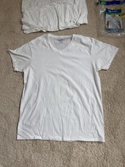 Gildan V-Necks Undershirt Mens Size Large White Cotton Tag Free 6 Pack T Shirts