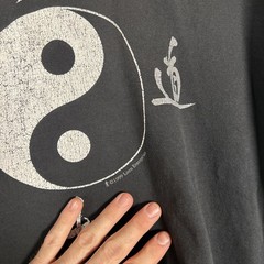 Vintage 90s Fruit of the Loom Yin-Yang T-Shirt Mens XL Black USA Single Stitch