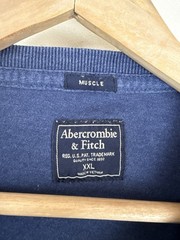 Abercrombie & Fitch Muscle Fit T Shirt Blue Size XXL Large Applique Graphic Y2K