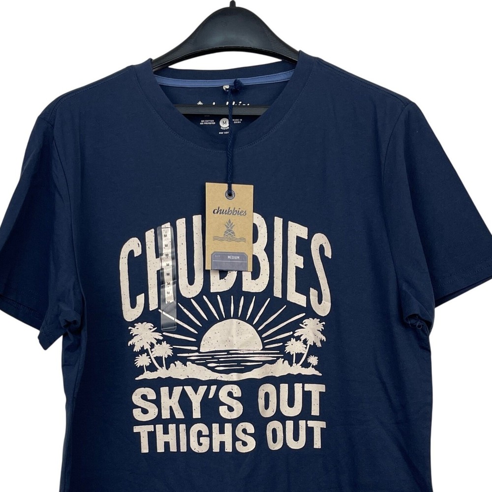 NEW Chubbies “Sky’s Out Thighs Out” T Shirt The No Brainer Mens M Cotton Blue
