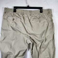 Tommy Bahama 38×32 Flat Front Chino Pants Khaki Relaxed Fit Lightweight