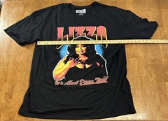 Lizzo It’s About Damn Time Rap Tee Sleep T Shirt Oversized XL