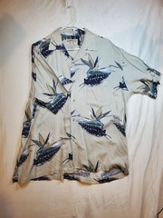 Bamboo Cay Men’s Hawaiian Floral Button up 100% Rayon L Short sleeve Shirt