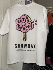 Snow Day Tee 100% Authentic Guaranteed No Flaws Unisex Size:Small