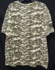 *NWT* MEN’S U.S. ARMY (Size XL) DIGITAL / DESERT CAMO T-SHIRT