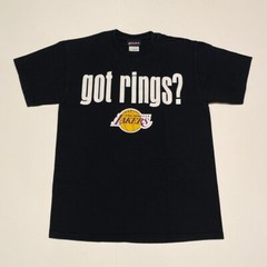 LAKERS 16X CHAMPIONSHIP RINGS T SHIRT (MEDIUM)