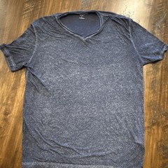 Lucky Brand Men’s Blue Solid V-Neck Short Sleeve T-Shirt, Size L