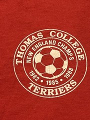 VTG Thomas College Terriers T-Shirt Soccer Champs 80s Retro Alumni Maine XL RED