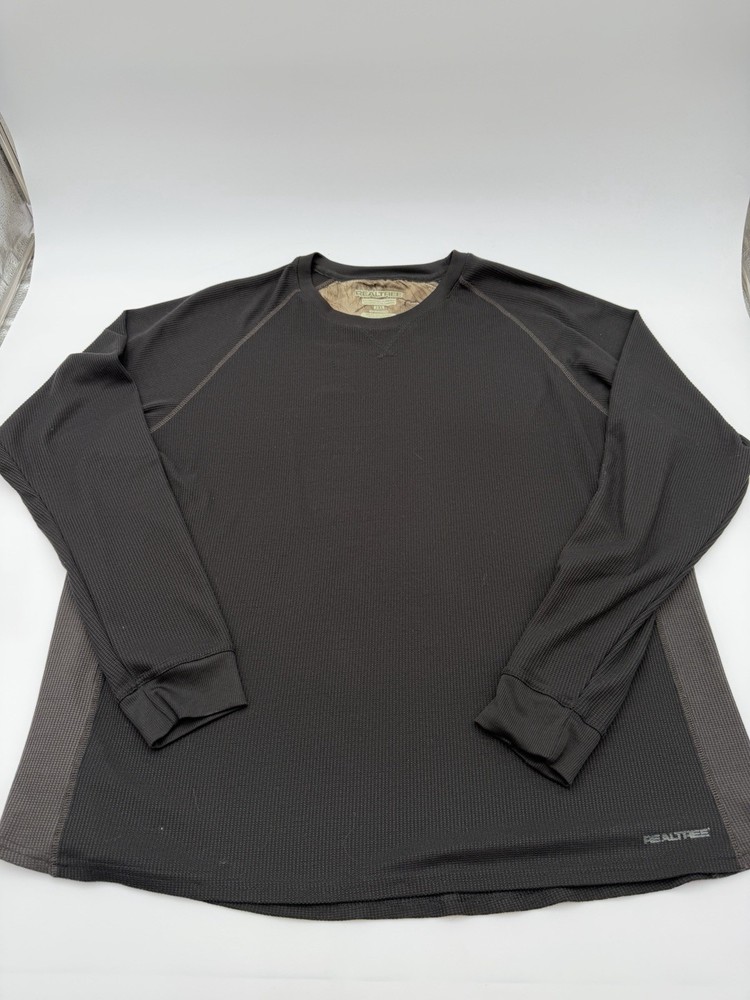 Men’s Realtree branded black thermal shirt with a textured waffle-knit fabric 2X