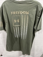 Under Armour 1382973 Men’s UA Freedom Flag Gradient T-Shirt Short Sleeve Tee L