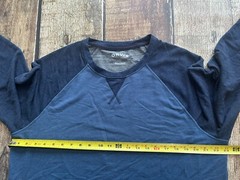 ORVIS CREWNECK LONG SLEEVE SHIRT 2 TONE BLUE MENS LARGE EXCELLENT