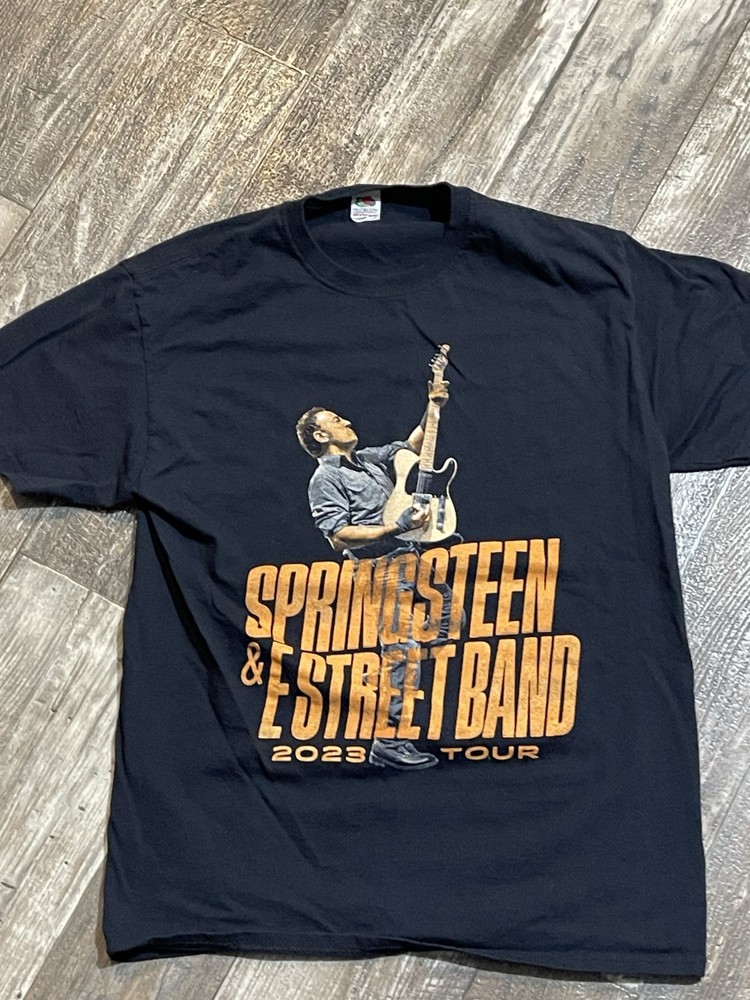 2023 Bruce Springsteen & E Street Band Tour Tee MEDIUM Rock Band T-Shirt GUC