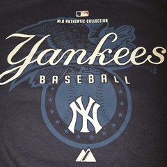 New York Yankees T shirt 2008 Sz LG
