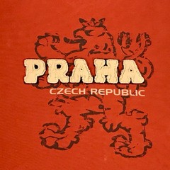 Czech Republic PRAHA Prague Lion Coat of Arms (XL) Rust Orange T-Shirt