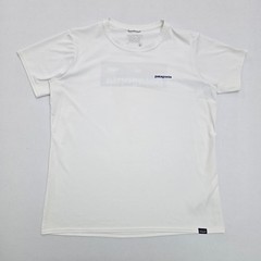 Patagonia Capilene Cool Daily Graphic Shirt Mens Medium White Wave UPF 50+ Tee