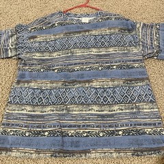 Made In USA 100% Cotton Blue Geometric Pattern Mens Size Large 22”x29”