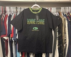 Homme + Femme Made on EarthLogo Ribbed Collar T-Shirt