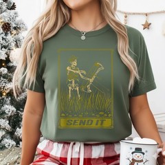 Send It Vintage Bowfishing Skeleton Outdoor Adventure Art T-Shirt