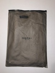 Essentials FOG Core Heather Tshirt Size M NWT. SOLD OUT ONLINE!