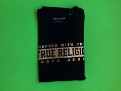 New TRUE RELIGION Men’s Short Sleeve T-Shirt X-LARGE Black w/Gold MSRP $59.00
