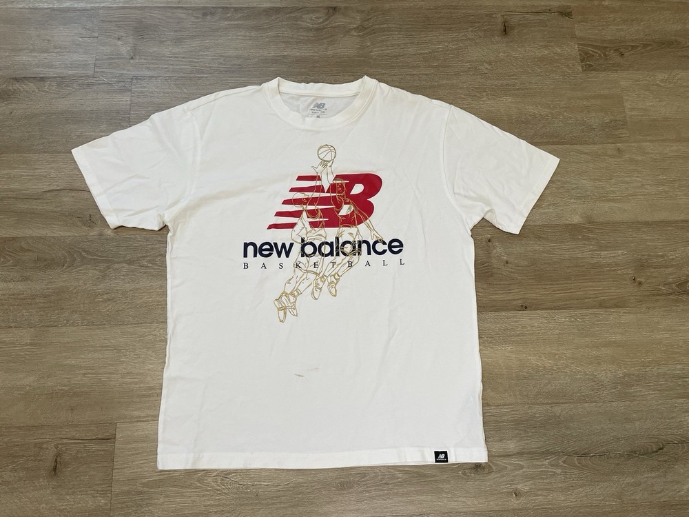 New Balance Hoops Graphic Mens Sz M T-Shirt Basketball Crewneck Tee White