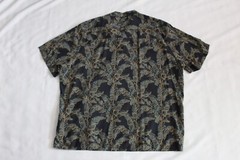 Claiborne, Hawaiian style button down shirt green floral leaf pattern, &black