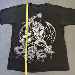 Vtg Obey Propaganda Shirt Men’s Medium Gargoyle Graffiti Graphic (distressed)