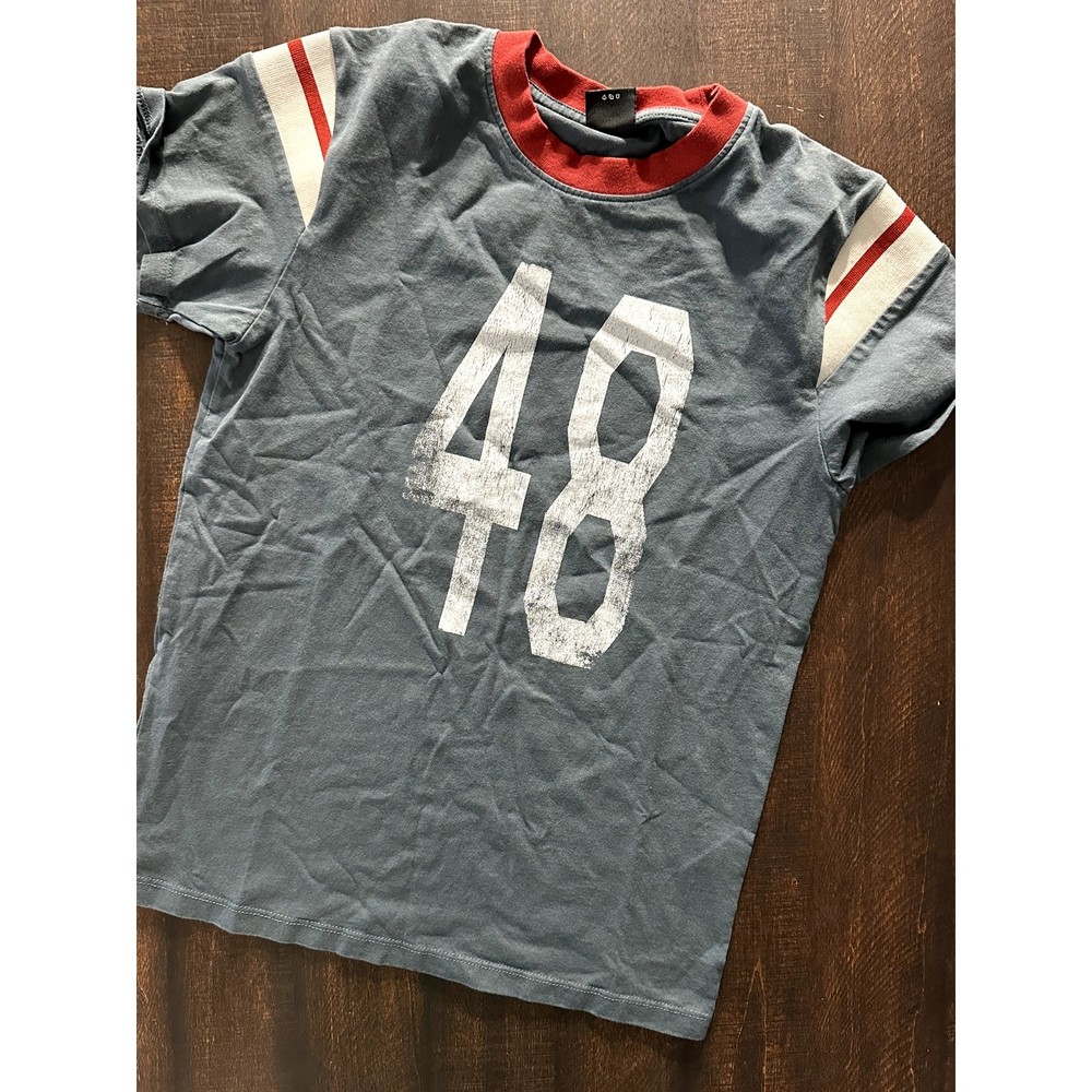 Vintage Urban Outfitters Gray/White/Red Sport Graphic Vintage Ribbed Tee Size S