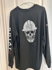 Ariat FR Men’s XL Black Crewneck Long Sleeve Skull Graphic Logo T-Shirt
