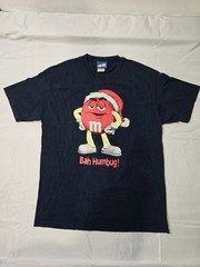Size L – 2005 M&M’s “Bah Humbug!” Santa Hat T-shirt