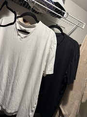 True Classic Lot of 4 Men’s XL Regular Pima Cotton V-Neck Tees White/Black