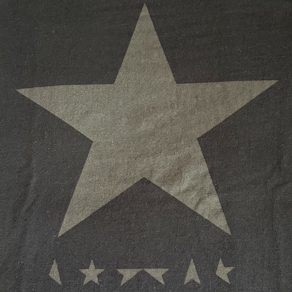 DAVID BOWIE Blackstar Licensed T-Shirt 2021. MEDIUM Bowie 75 Preowned NV