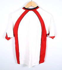 Diadora T-Shirt Men’s Medium White Red Logo Embroidery Retro Soccer Cotton