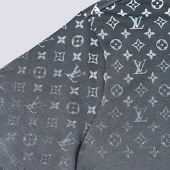 LOUIS VUITTON Classic Gradient Monogram Motif T-Shirt Gray Mens Tee Size L