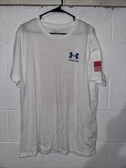 Under Armour Freedom Flag T-Shirt Mens XL White Patriotic Graphic 1370810-101