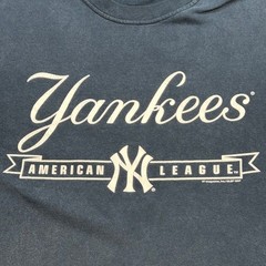 Y2K Vintage Mens XL Faded NY Yankees Graphic T-Shirt Distresed