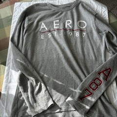 Aéropostale Men’s M Gray Long Sleeve Crew Neck Waffle Knit Graphic Logo Tee
