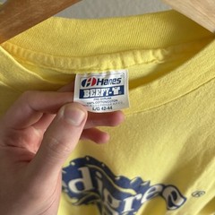 Vintage 1980/90’s Single Stitch Yellow Pedigree Graphic Tee Shirt – Large