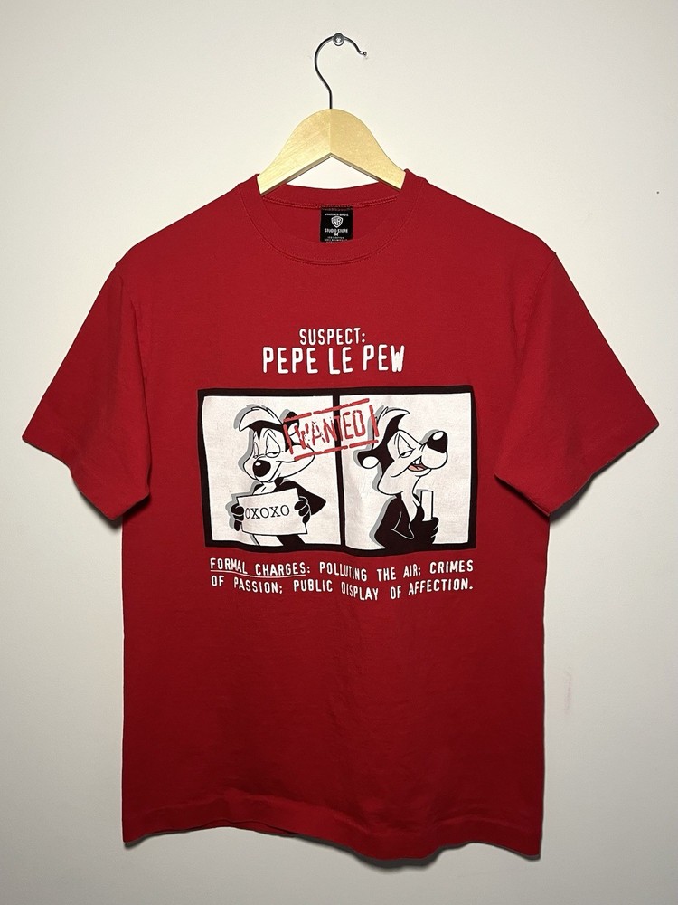 Vintage 1997 Looney Tunes ‘Pepe Le Pew’ cartoon tee – Medium (WB Store)