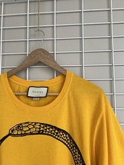 Gucci Ouroboros Snake Logo Printed T-Shirt Men Size M Yellow Cotton Short Sleeve