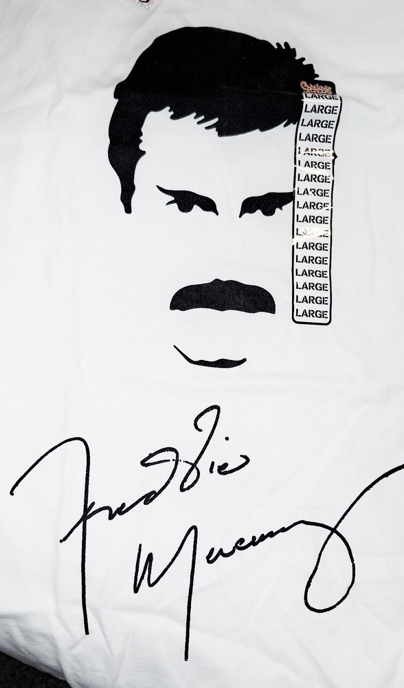 Official Freddie Mercury Queen White T-Shirt Size Large Brand New With Tags Spen