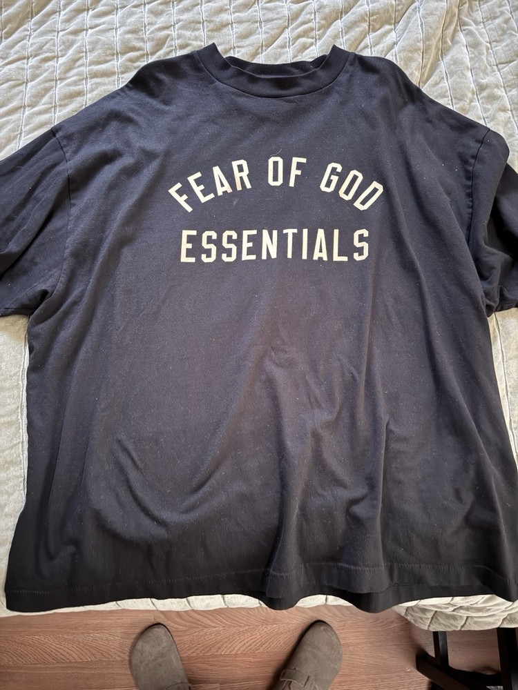 ESSENTIALS Fear of God Black Logo Crew Neck Short Sleeve T-Shirt Men L/XL