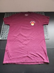Eighty Eight Mens Burgundy Socially Distant mask t shirt Size small