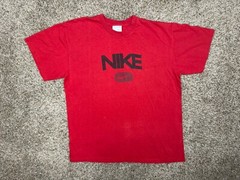 Y2K Nike T-Shirt Men Sz Large Red Essential Logo Spellout Gray Tag – Distressed