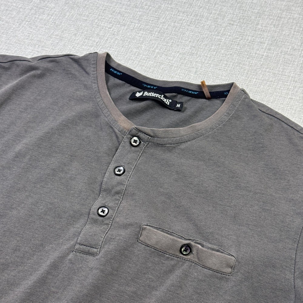 Buttercloth T-Shirt Mens M Gray Henley Short Sleeve Jersey Cotton Stretch Pocket