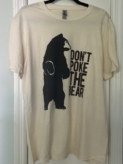 GIldan Don’t Poke The Bear novelty T Shirt large brand new