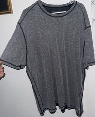 Tommy Bahama Men’s Gray Knit Crew Neck Short Sleeve T-Shirt XL Contrasting Trim